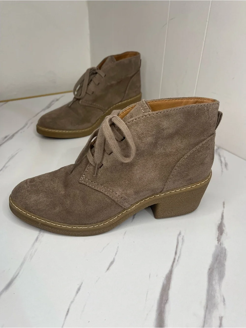 Universal Thread Taupe Suede Lace-Up Ankle Booties Size 7.5